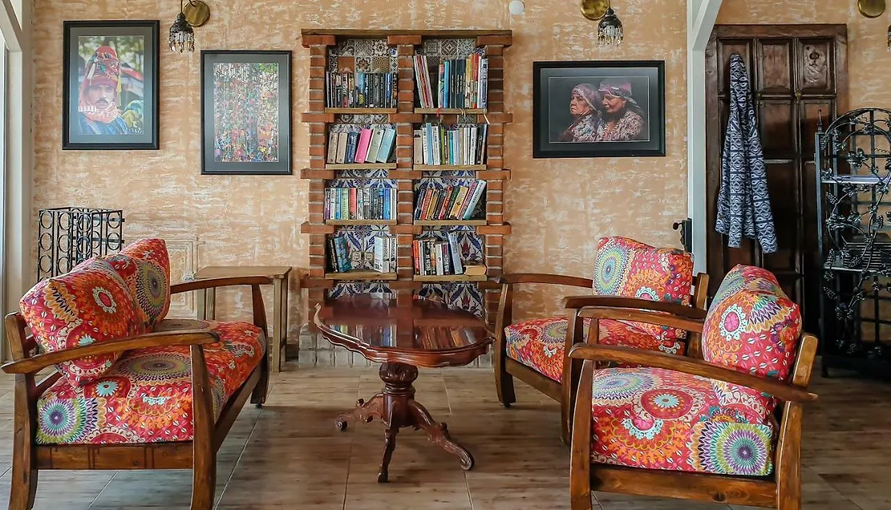 Eyna Hotel Фетхие